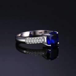 blue sapphire ring 028-04
