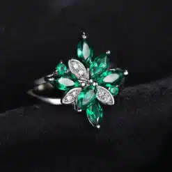 emerald Cocktail Ring 039-02