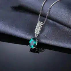 emerald necklace 24704
