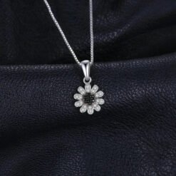 flower pendant necklace 261-02