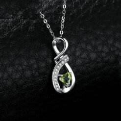 peridot necklace 264-04