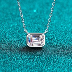 emerald cut necklace 391-004