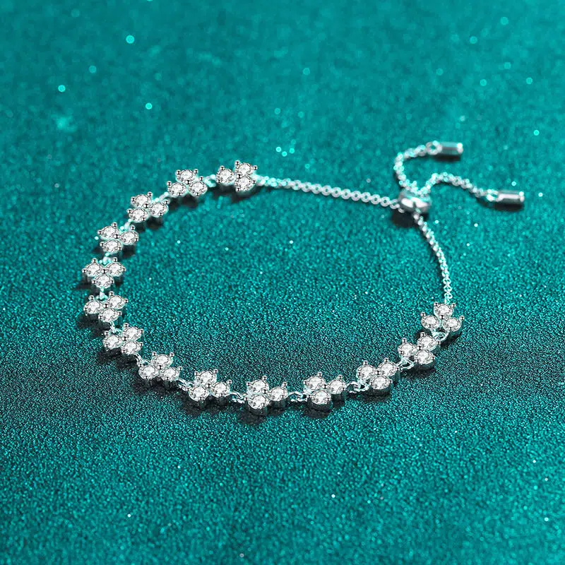 moissanite clover bracelet 440-005