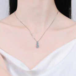 moissanite necklace pendant 376-002