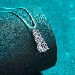 moissanite necklace pendant 376-006