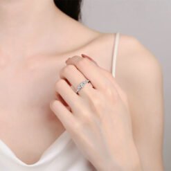 moissanite solitaire ring 350-004