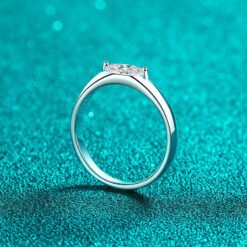 silver ring with stone 342-003